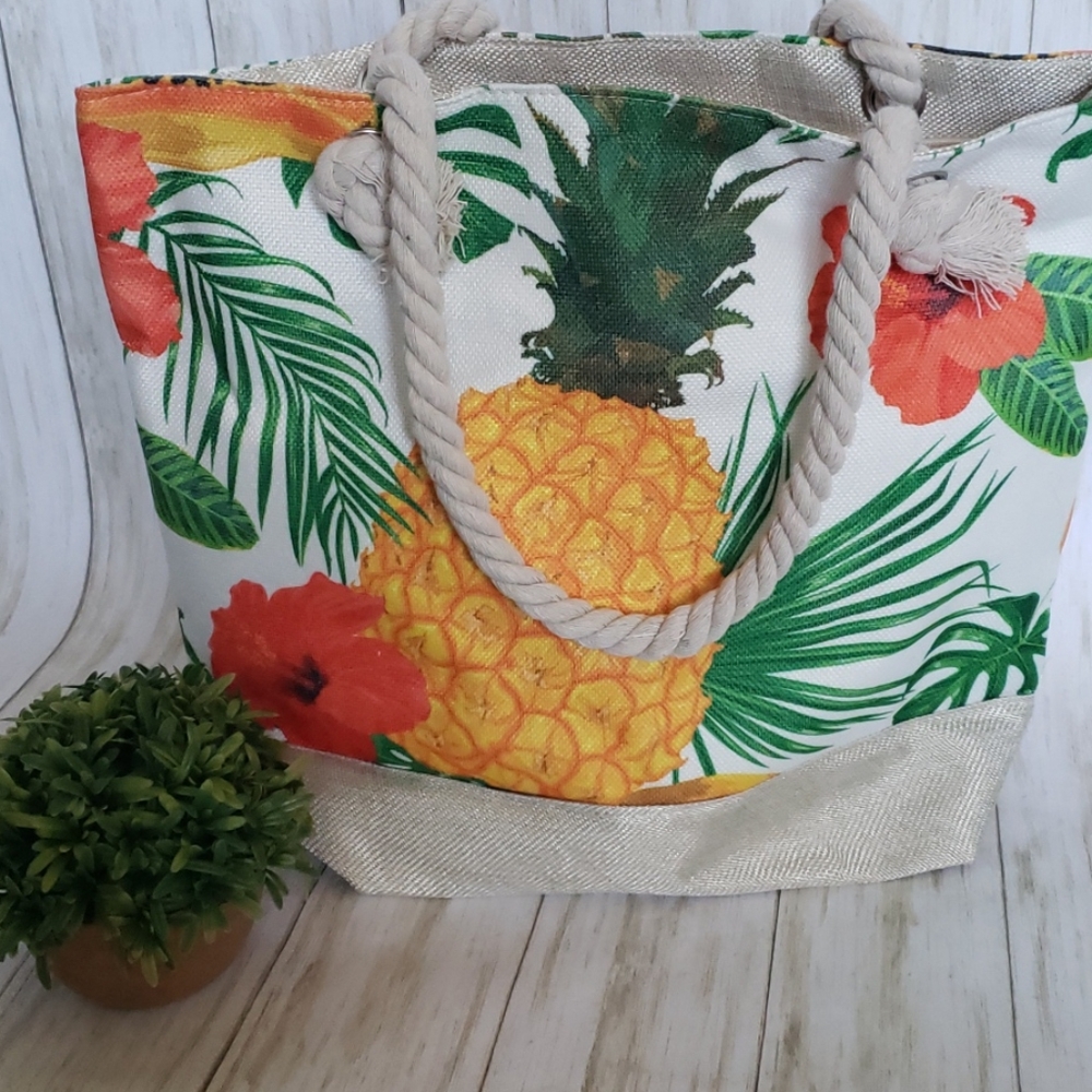 🍍Just Arrived! Pineapple Tote Bag!